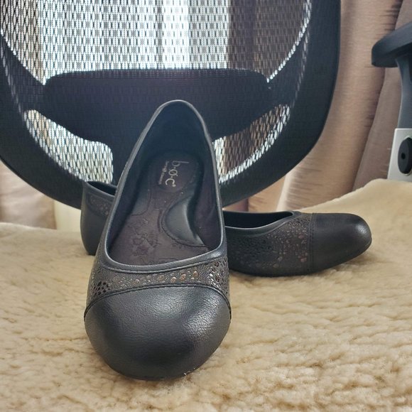Black Born Concept Flats in size 7 - Picture 2 of 2